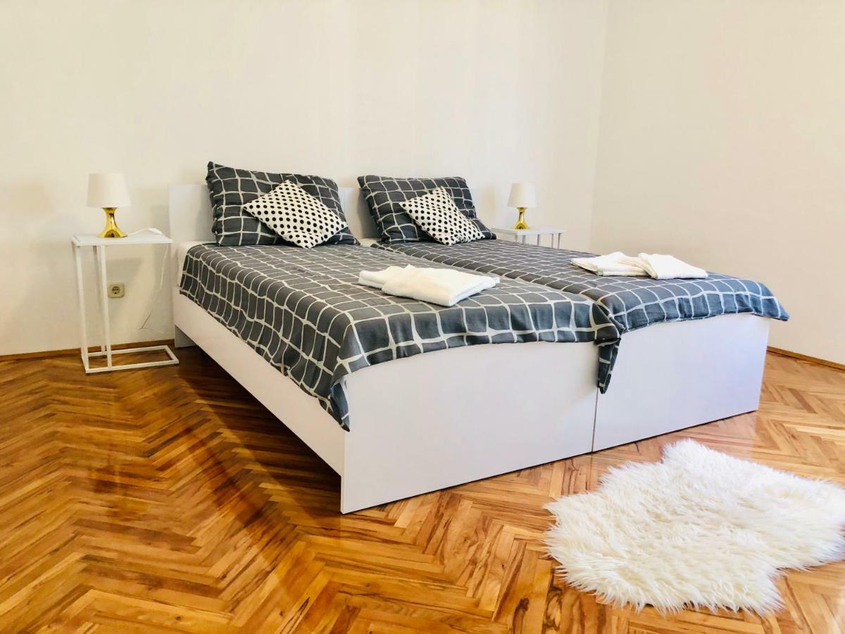 Davor Apartment *